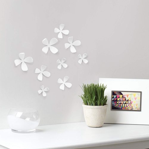 Flores blancas Umbra Wall decor